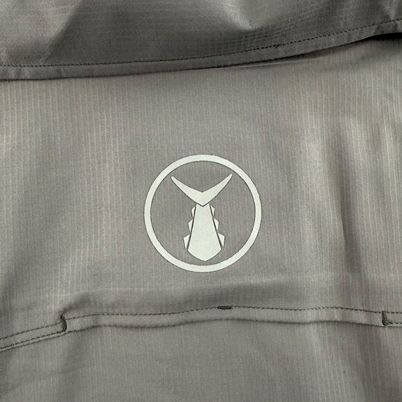 TUNA SKIN Ahi One Polo Women's SZ Medium NWT Snap Front Short Sleeve Aquatic - Picture 7 of 11